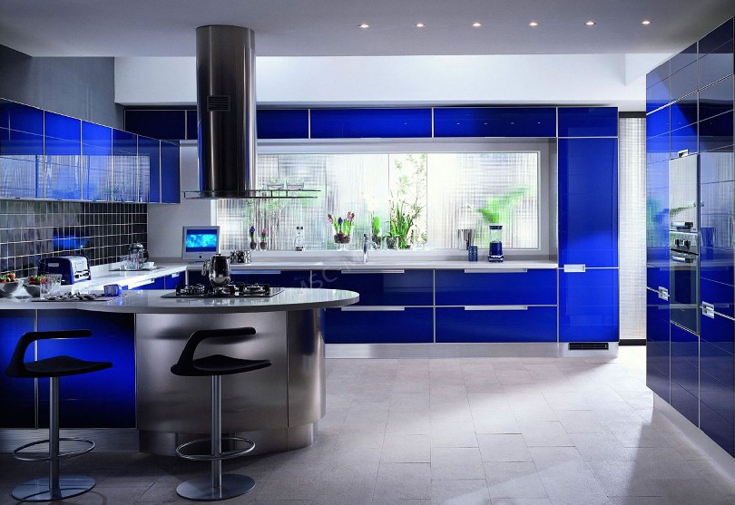 Фото Ярко-синяя кухня Lab